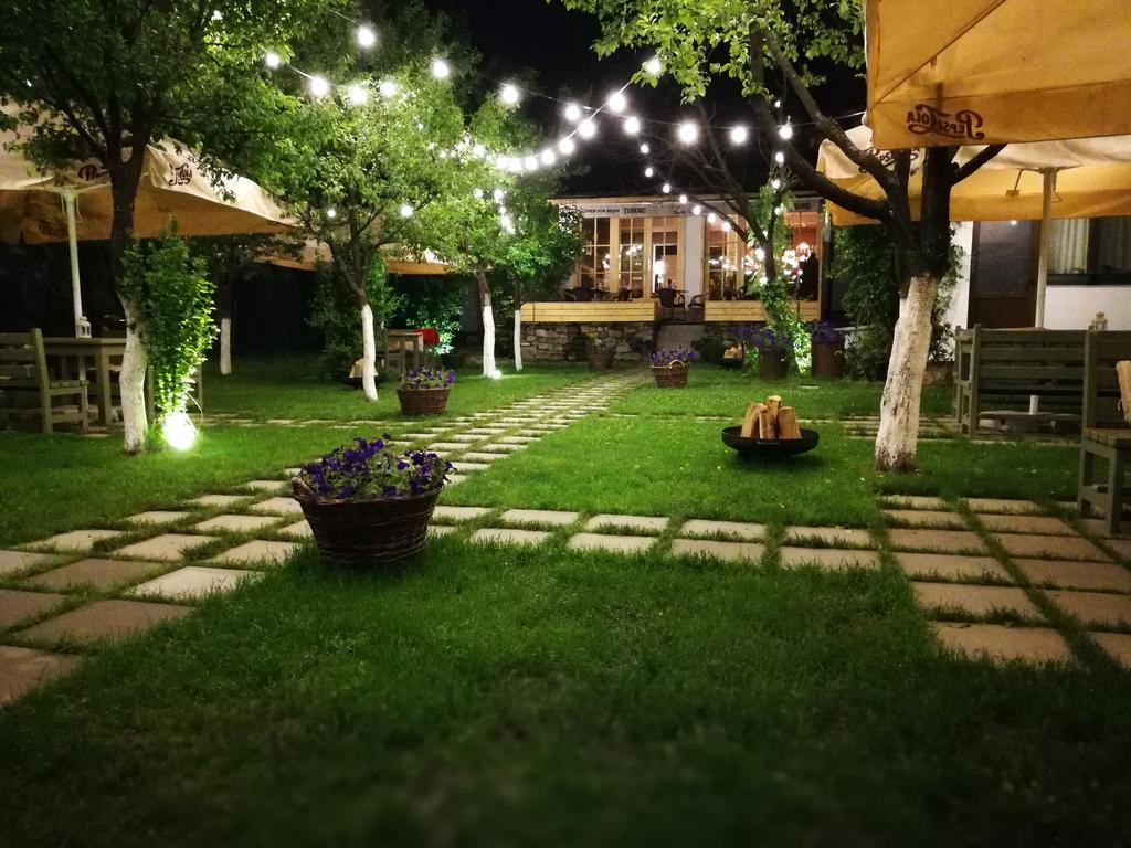 Pensiune Restaurant La Cassa Vişeu de Sus Zewnętrze zdjęcie